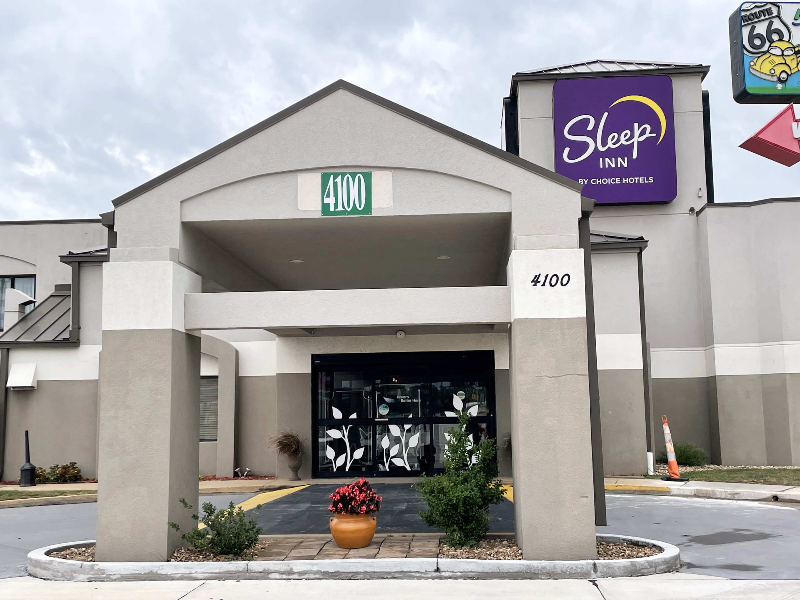 Sleep Inn | Joplin 44 Truckstop